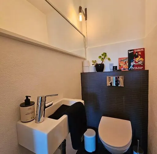 Med Altan Og Gratis Parkering * 奥尔堡