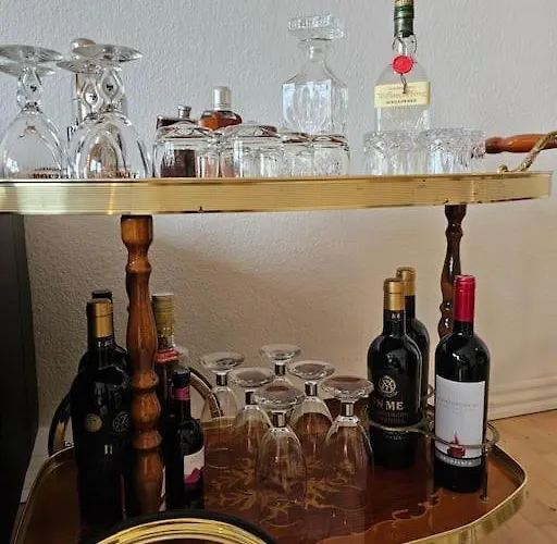 Med Altan Og Gratis Parkering * 奥尔堡